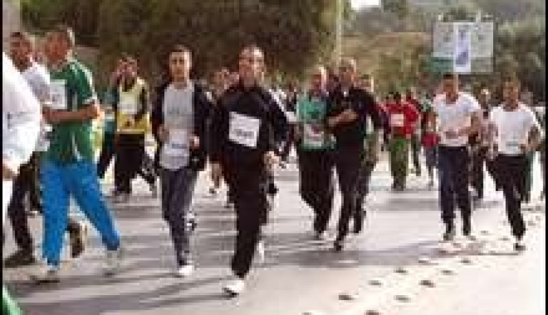 تأهل 50 رياضيا من الناحية العسكرية الخامسة لنصف الماراطون الوطني للجيش الوطني الشعبي