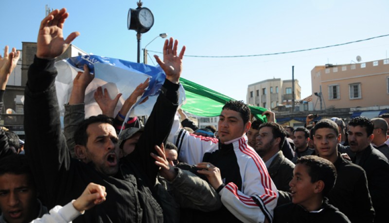 أين هم أبناء الغاضبين على الحكومة في‮ ‬مسيرات كل سبت