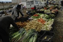 الحكومـــــة تعلن الحرب مجددا ضد بارونات السوق الموازيـــــة