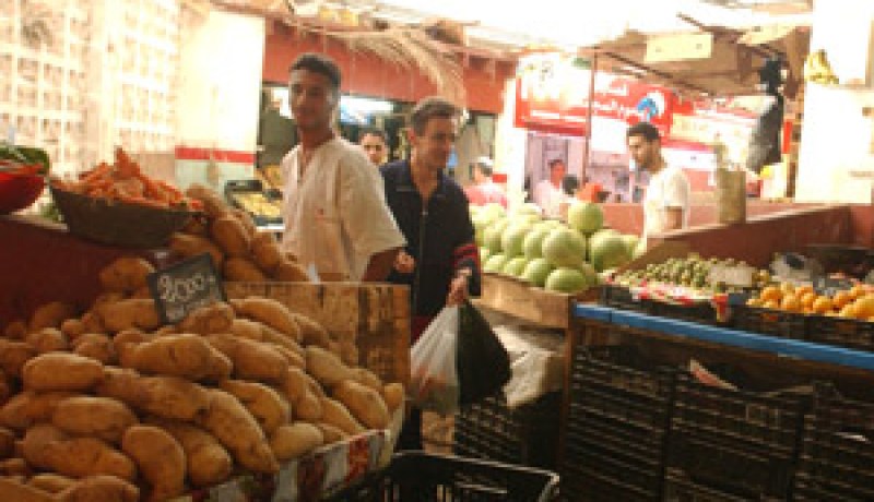 استئجار سوق الجملة كلف أزيد من 20 مليار سنويا:المطالبة بتقنين الأسواق وفتح أقطاب تجارية بأحياء شلغوم العيد