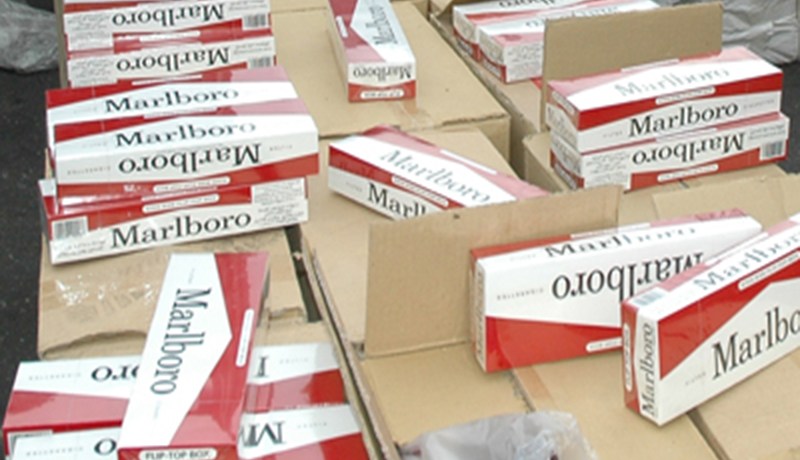 مغتربون يحاولون تهريب 1200 خرطوشة «مالبورو» عبر ميناء عنابة