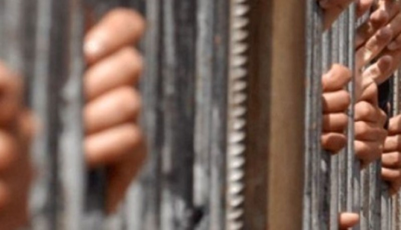 السجن 5 سنوات لستة سلفيين أحرقوا مزارا صوفيا في تونس