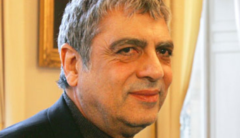 انريكو ماسياس في مواجهة ساخنة مع جيزيل حليمي حول مساندته لإسرائيل