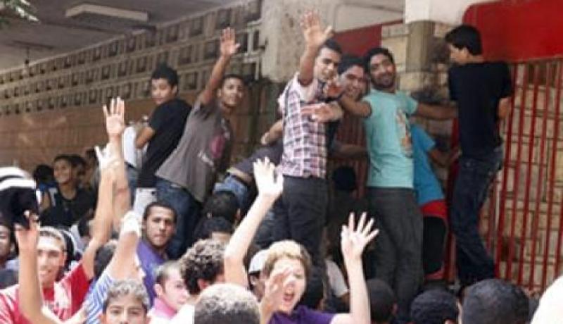 إقبال ''خرافي'' من أنصار الأهلي على تذاكر لقاء القبائل