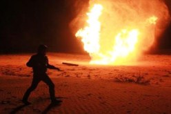 السلطات المصرية تسيطر على حريق نشب بخط غاز فجره مسلحون