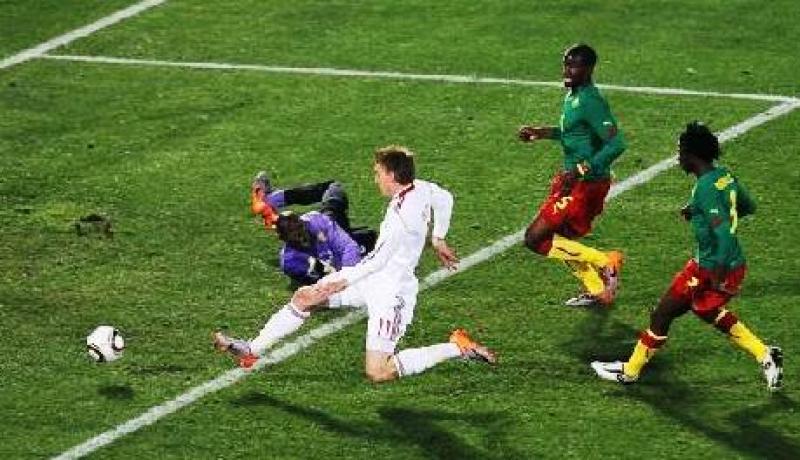 مونديال 2010: الدنمارك تقصي الكاميرون وتؤهل هولندا