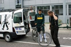 مطمور يتيه في إحدى غابات ألمانيا أثناء تدريبات فريقه!