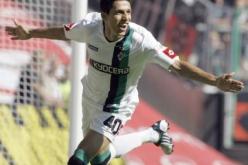 مطمور: ''ليس هناك أي شيء أقوله غير أن لدي عقدا حتى 2012''