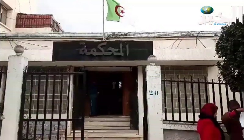 سكيكدة.. الرقابة القضائية لمدير مطاحن الحروش وإطارين بالمؤسسة