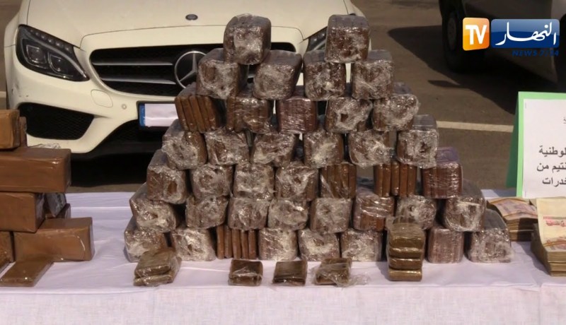 أمن العاصمة: توقيف شبكة إجرامية مع حجز قنطار و 20 كلغ من المخدرات