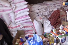 تيارت/ توزيع مواد غذائية على العائلات المعوزة في ظل ظروف الحجر الصحي بالسوقر