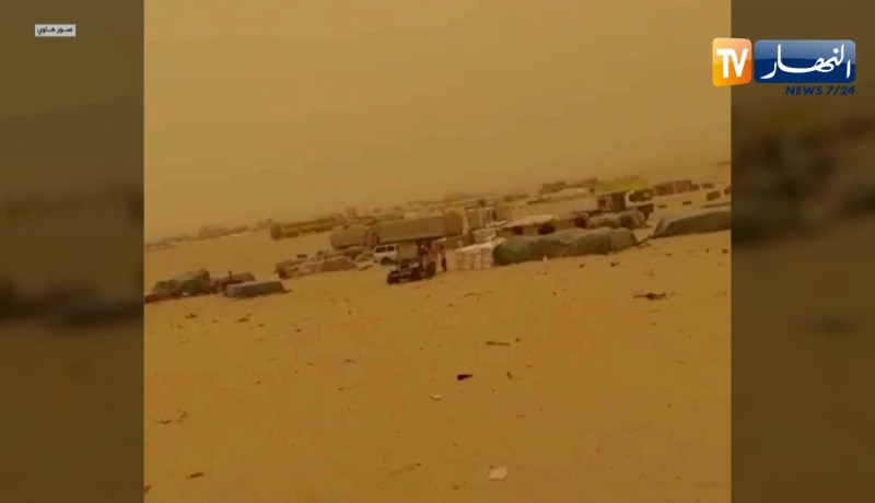 فيديو يظهرحاويات منتجات غذائية بالميناء الجاف عين قزام