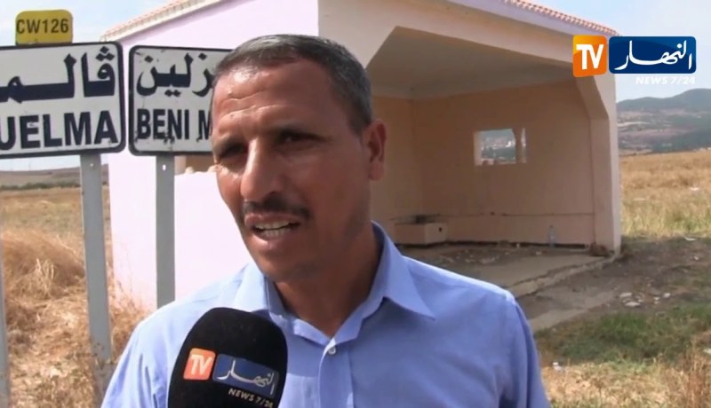 قالمة/ شباب بلدية بني مزلين يتطوعون لفتح الطرقات المغلقة بسبب الإحتجاجات