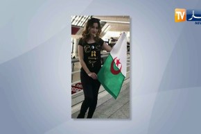 سيليا لبغيل تتوج بملكة Super Glob Algeria في الهند