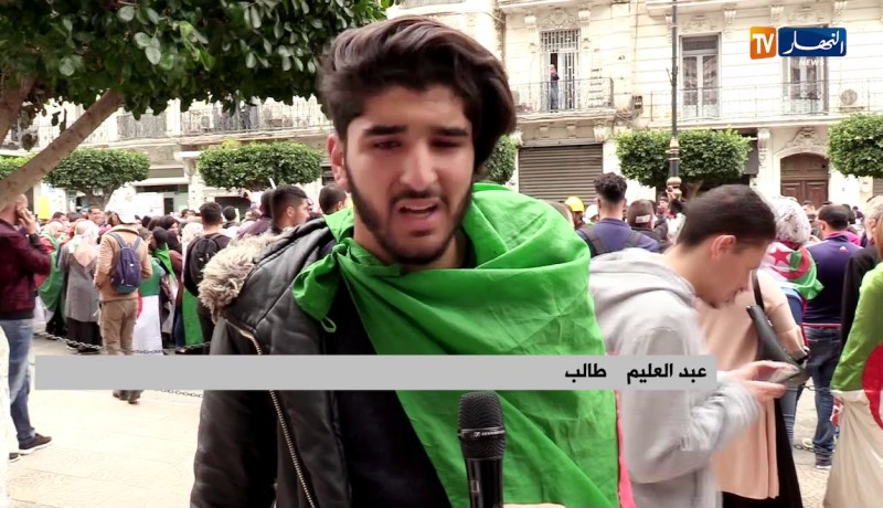 مجتمع: طلبة الجامعات يصنعون الحدث في مسيرات سلمية تتزامن وعيد النصر