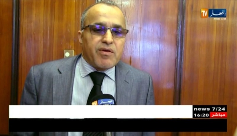 الأطباء الأخصائيون ينادون بالإلغاء التدريجي للخدمة المدينة