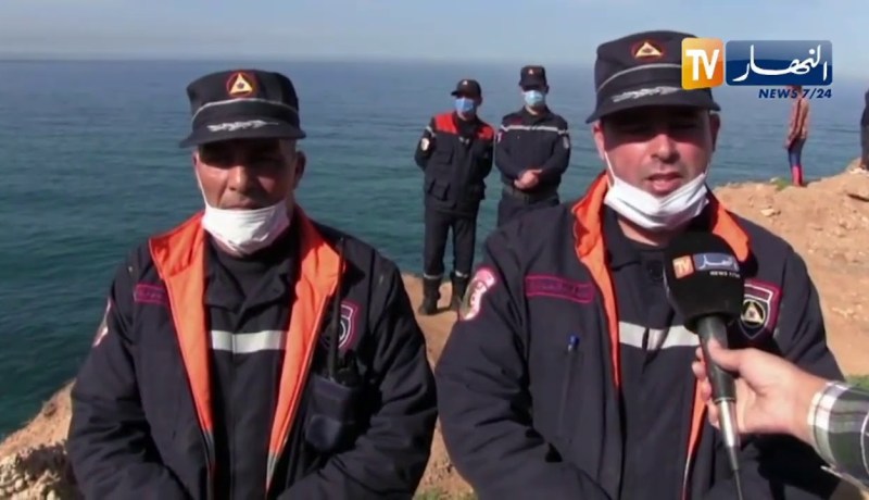 وهران : إنتشال جثة شخص وإنقاذ 8 آخرين في إنقلاب قارب بسواحل كريشتل