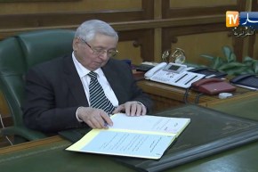 بن صالح يوجه أزيد من 100 دعوة لكافة شرائح المجتمع لحضور لقاء تشاوري الإثنين المقبل