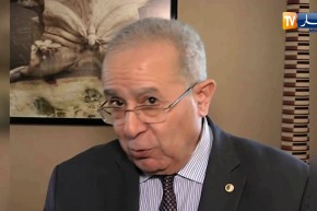 دبلوماسية: لعمامرة.. الجزائر حيادية بقراراتها ولا تسمح بالتدخل الأجنبي في شؤونها