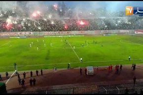 أجواء رائعة يقدمها أنصار إتحاد عنابة