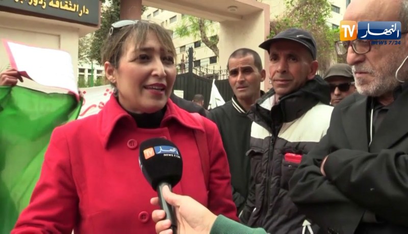 وهران: مثقفون وفنانون ينظمون وقفة إحتجاجية