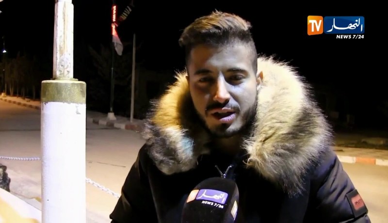 تبسة: إزالة مجسم الكلاشينكوف الصانع للجدل بمدخل بلدية المزرعة