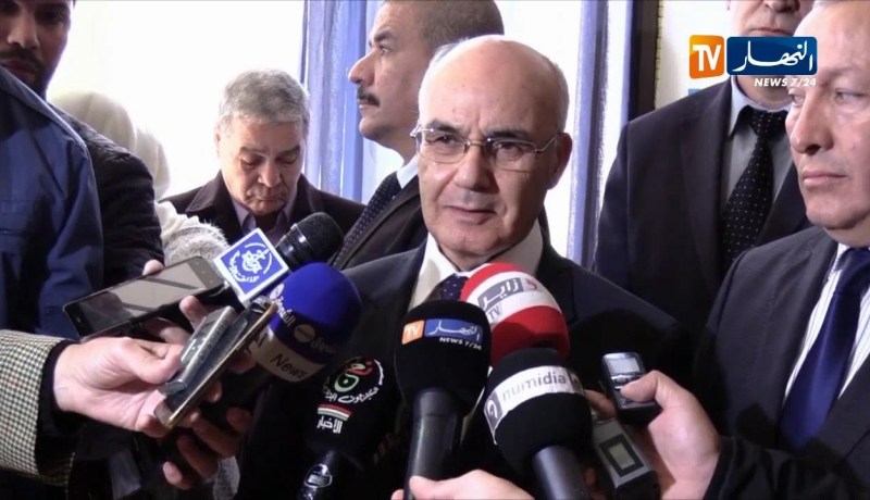 صناعة: إعداد خارطة جغرافية للنشاط الصناعي لدمج الشركات في مجمعات