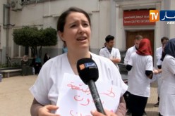 وقفة إحتجاجية للأطباء المقيمين بمستشفى مصطفى باشا إثر إعتداء على زميلتهم