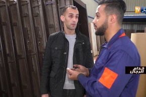 خدام الرجال..صناعة الأبواب العصرية