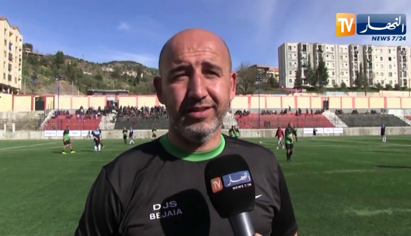 مباراة ودية بين قدماء لاعبي المنتخب الفلسطيني مع فريق كرة القدم لخراطة – بجاية