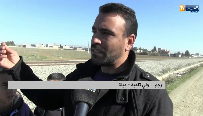 ميلة: خطر الموت يحدق بحياة التلاميذ بسبب خط السكك الحديدية