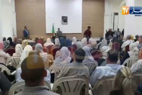 والي البليدة يكرم طاقم الطبي بمستشفى بوفاريك على رعايتهم لمرضى الكوليرا خلال شهر