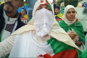 “أحبها وسأظل أحبها..فمن الإيمان حب الوطن”..هكذا تظاهرت الحاجة في مسيرة الجمعة التاسعة