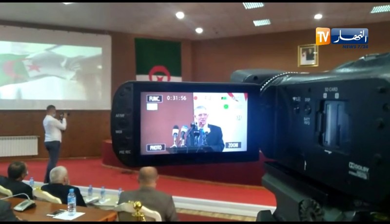 وزير الصناعة من بحاية: مرحبا بإنتقادات بناءة  الدستور الجديدة يعتبر وثبة نوعية لإنطلاق جزائر جديدة