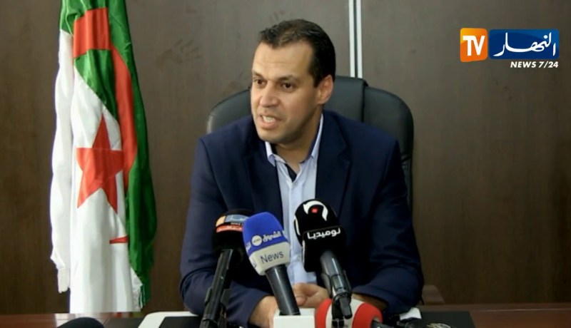 برلمان: نواب الأفلان يمنعون بوشارب من الإجتماع مع مكتبه..الكبلة تنتفض ضد بوشارب