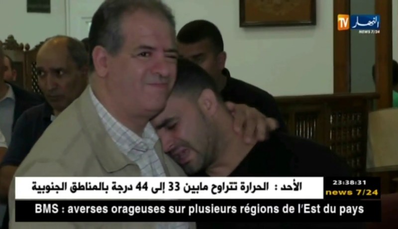 وصول جثمان فقيد الرياضة الجزائرية رئيس إتحادية الرياضات الميكانيكية