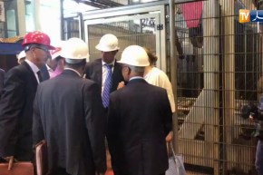 وزير الصناعة والمناجم “يوسف يوسفي” يقوم بزيارة لأحد المصانع بموسكو