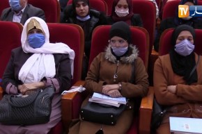 أم البواقي: وزير الصناعة الصيدلانية يثمن مشروع تعديل الدستور