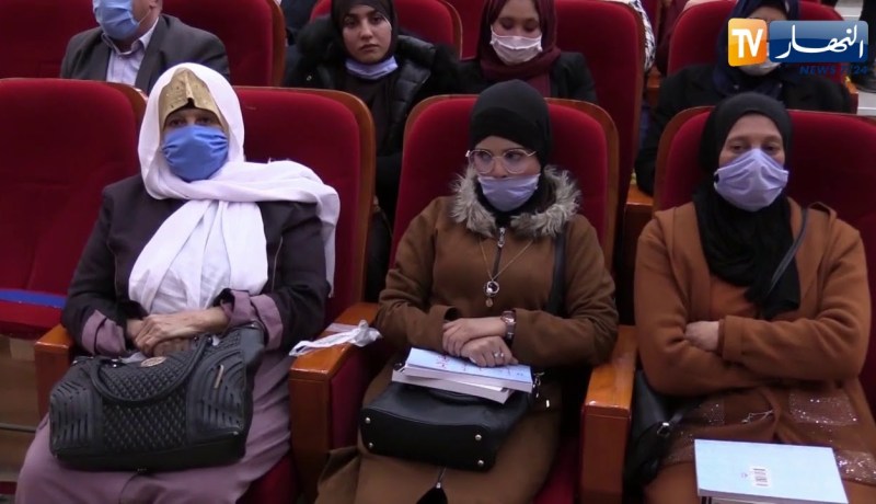 أم البواقي: وزير الصناعة الصيدلانية يثمن مشروع تعديل الدستور