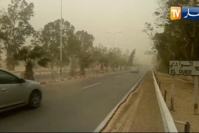 رياح قوية متبوعة بزوابع رملية تجتاح ولاية الوادي !!