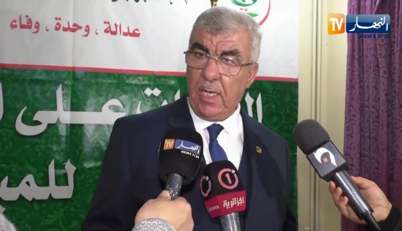 بن خلاف: الشروط القانونية والدستورية لاتتوفر في ترشح رشيد نكاز ومهدي غاني