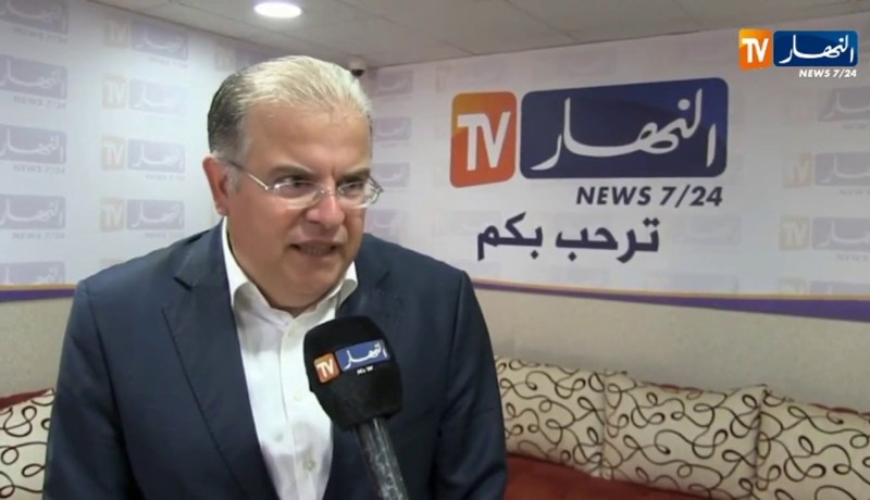 “حميد بن دراجي :”تسليم قاطرات فولاذية لاستعمالها في الموانىء البترولية