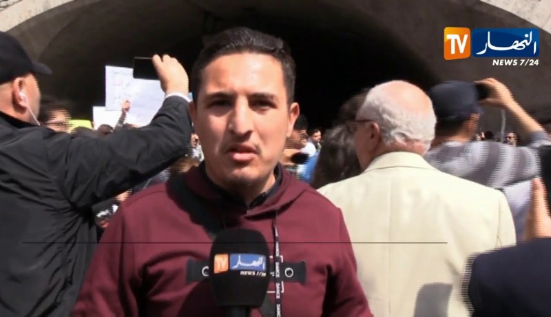 العاصمة: طلبة الجامعات يخرجون في مسيرات سلمية رفضا للحكومة الجديدة