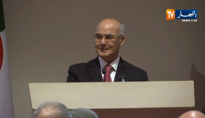 ندوة صحفية لوزير الطاقة والمناجم “يوسف يوسفي”