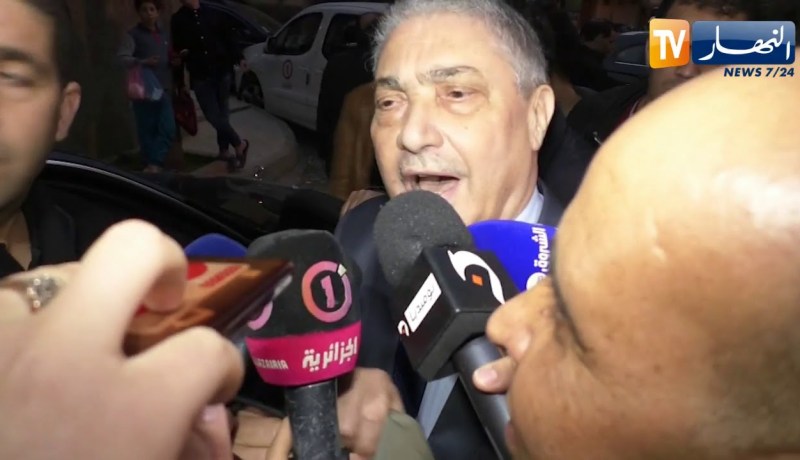 سائقو حافلات نقل الطلبة في قسنطينة يحتجون بسبب الحقرة وظروف عملهم المزرية