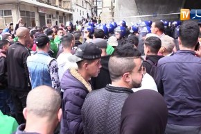 مصالح الأمن تغلق النفق الجامعي بشارع أودان بالعاصمة للمحافظة على سلمية الحراك الشعبي