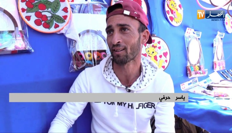 فن/ هكذا يتفنن “ياسر” في الطرز بأشكال الرسوم المتحركة