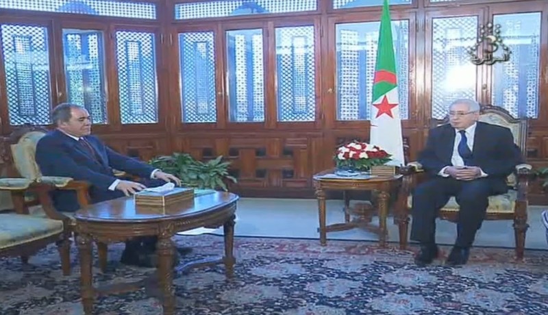 رئيس الدولة يستقبل وزير الخارجية صبري بوقادوم