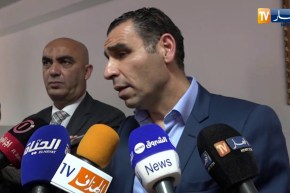 زطشي: سننجز أكاديمية في وهران لأن الولاية لديها طاقات كبيرة في كرة القدم