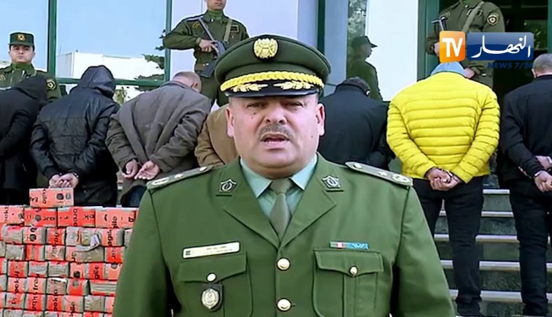 الدرك الوطني بالبليدة يفكك شبكة إجرامية و يحجز أكثر من 11 قنطارا من الكيف المعالج